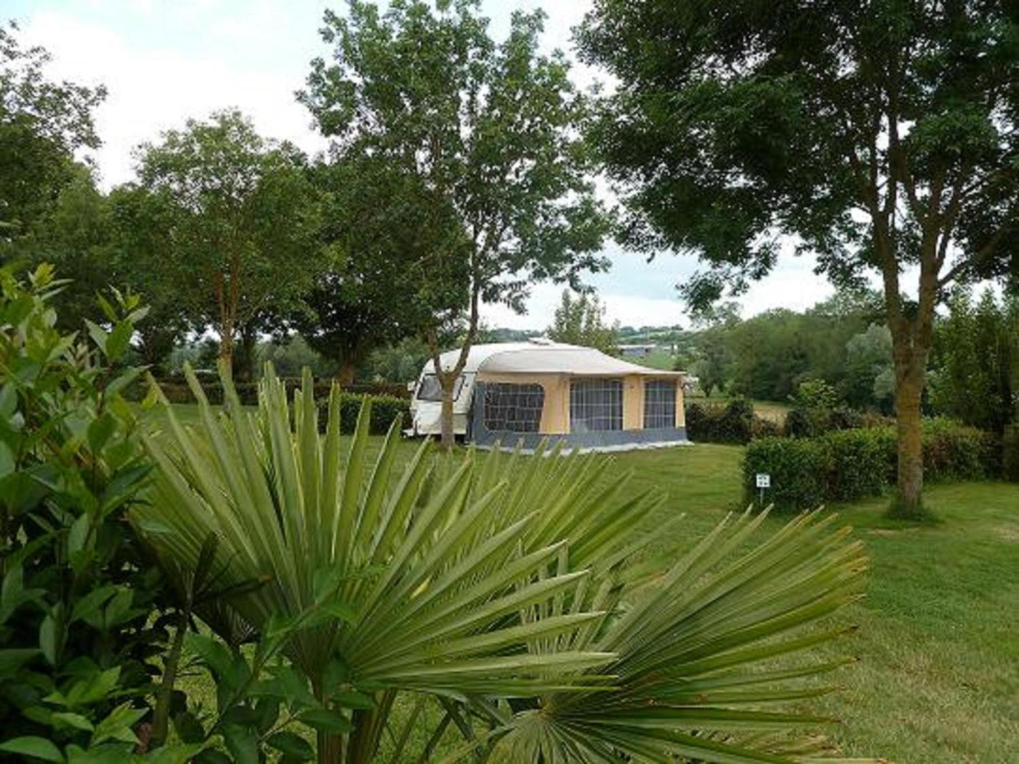 Camping Le Freche A L'Ane Pleboulle Exterior photo